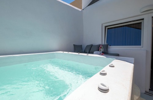 Perivolos House | Sand Gem - Beach Apartments