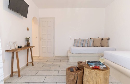 Agia Anna House | Naxian Serenity Suites