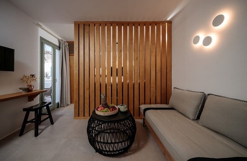 Naxos Town House | Makava Suites Naxos