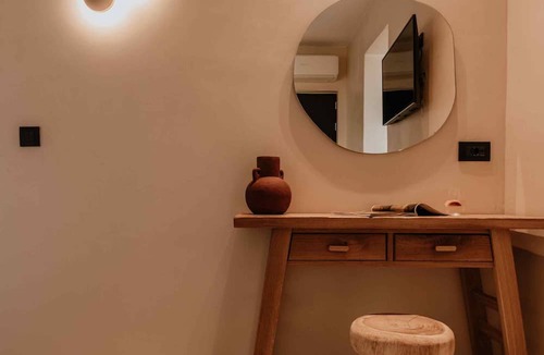 Agia Anna House | Ostrako Beachside Suites