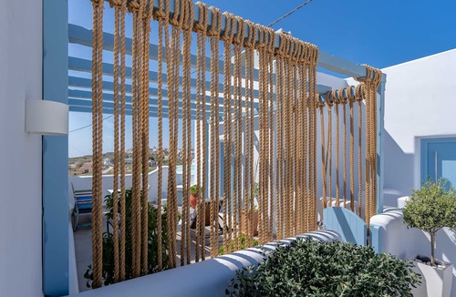 Pyrgos Hotel | Aegean Blue Luxury Suites