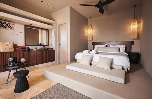 Milos Bed & Breakfast | Noma Milos - Delmar Collection