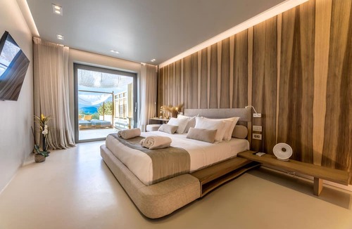 Agia Anna Hotel | Avgoustos Suites - Adults only