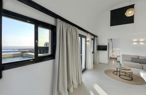 Karterados Hotel | Onyx Hotel & Suites