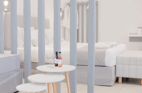 Naxos Town Hotel | Crystal Mare Suites