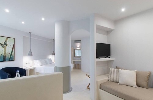 Naxos Hotel | Finikas Hotel