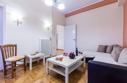 Platia Viktorias Apartment | Spacious apartment with 3 bedrooms