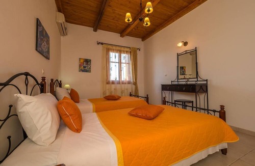 Riglia House | Secluded Villas with Private Pools - Villa 2 - Elia Villas