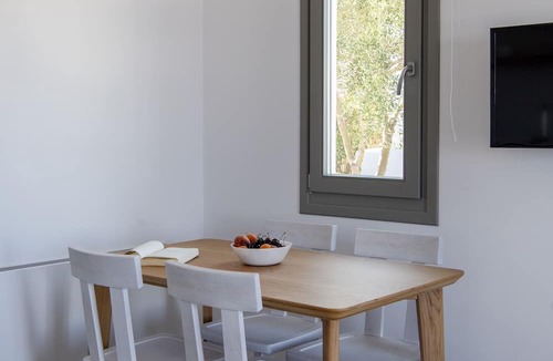 Naousa House | Kymo Luxury Suites Paros