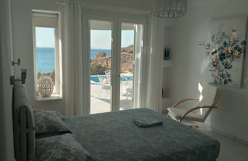 Piso Livadi Villa | Glymar