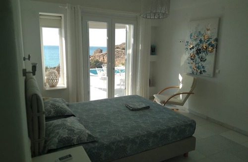 Piso Livadi Villa | Glymar