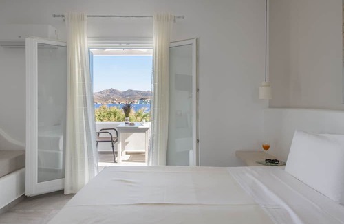 Apollonia House | Tania Milos