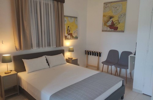 Almiros House | Guest House Kithairon