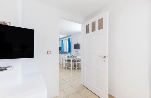 Ano Mera House | Mykonian Breeze