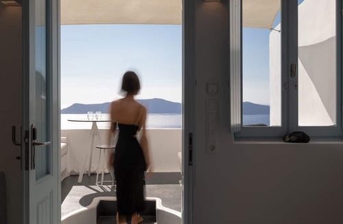 Firostefani Hotel | Dana Villas & Infinity Suites