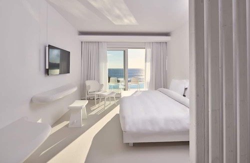Elia Hotel | Royal Myconian - Leading Hotels of the World