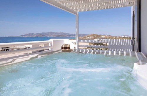 Agios Prokopios Hotel | 18 Grapes Hotel