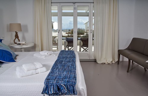 Elia Villa | Villa Etcetera