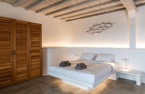 Tourlos House | Mykonos Divino