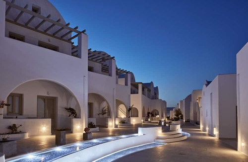 Kamari Hotel | Costa Grand Resort & Spa