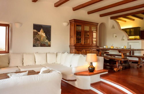 Karterados Villa | Aquaria Villa