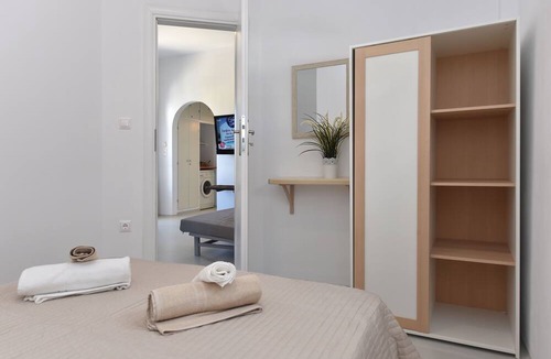 Parikia Apartment | Vagia Calm House