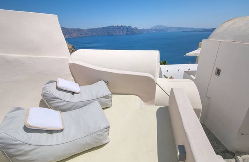Oia Villa | Morfi Cave House