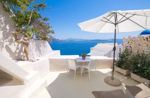 Oia Villa | Morfi Cave House