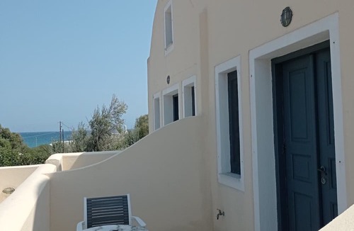 Agia Paraskevi House | Dagris Villa Studios