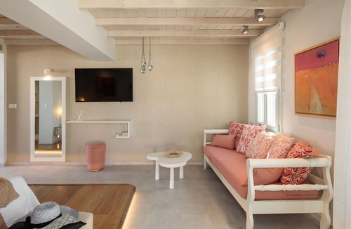 Agia Anna Hotel | Iria Beach art hotel