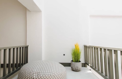 Parikia Hotel | Sandom
