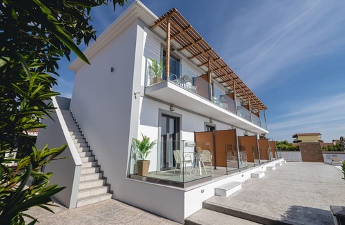 Laganas House | White Canvas Studios