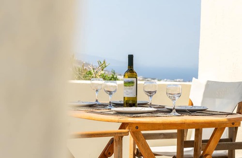 Santorini Hotel | Ampelos Executive Houses