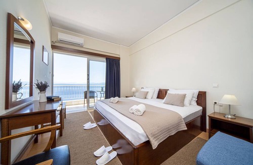 Bralos Hotel | Hotel Cokkinis