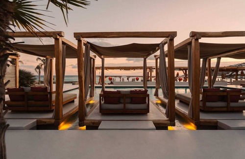 Platis Gialos Hotel | Branco Mykonos