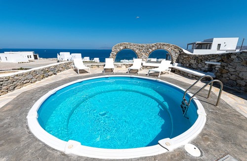 Agios Ioannis Hotel | Golden Sunset Villas