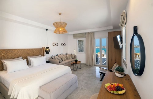 Paradise Hotel | Tropicana Hotel