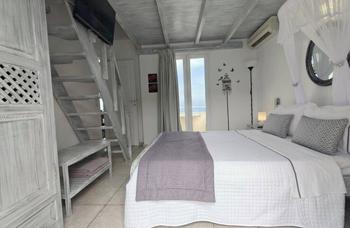 Finikia Hotel | Kiklamino Sunset Suites