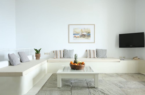 Nea Cryssi Akti Hotel | Acres Sunset Residence