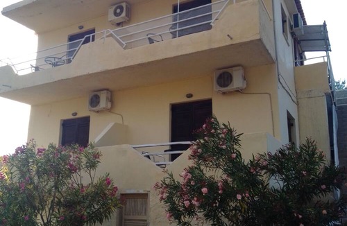 Katsarou Apartment | Studio anemos