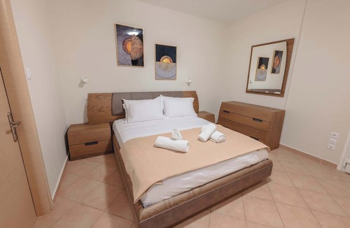 Kourouta Apartment | Seaside Nest in Kourouta Steps From the Beach