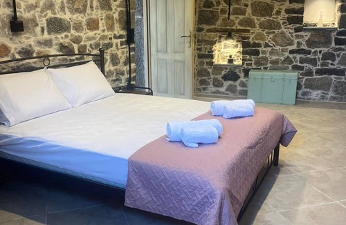 Olympi House | Stone Olympi Lodge 1 - Chios Cozy Hideaway
