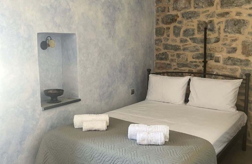 Olympi House | Stone Olympoi Lodge 2 - Chios Cozy Hideaway