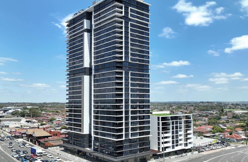Liverpool Apartment | Liverpool Brand new 2 Br Apt City View + Parkingn