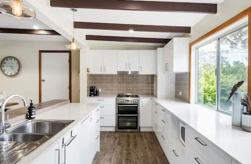 South Durras House | Beach Home Enchanted Stay Connect to Nature