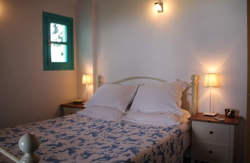 Kompi House | Icon Painter Villa 'Gargarou 2'