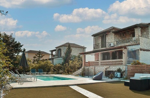 Zakynthos Apartment | Private Villa Karavia