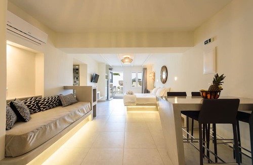 Naousa House | Vammos Luxury Apartments