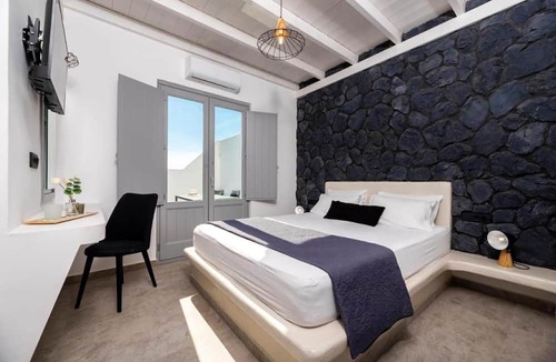 Ios Apartment | Ambiente Luxury Suites