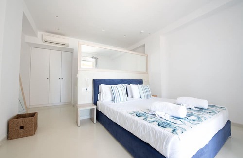 Kanalia Apartment | Luxury 2-Bedroom Apartment with Private Pool, wide Veranda and Sea View (3B)